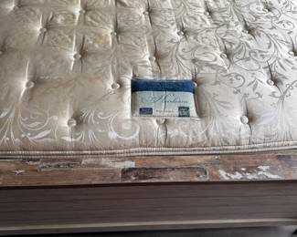 Queen King Coil mattress