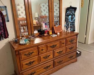 Heavy wood dresser with folding mirror