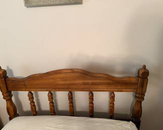 Traditional twin beds with frame and mattresses