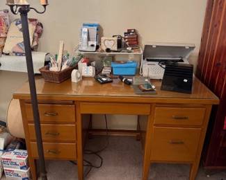 Small desk and vintage lamp