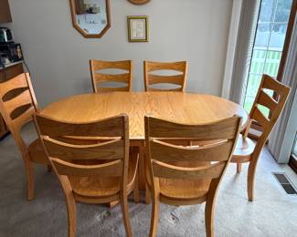 Danish Style Dinning Room Table w/ Chairs 