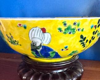 Turkish Hand-Painted Ceramic Bowl – Yellow Glaze with Ottoman Figure & Floral Motifs – Decorative Collectible