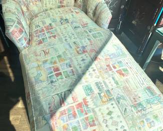 Vintage Chaise – Tufted Back, Multicolor Upholstery & Tassel Trim