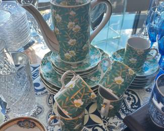 Vintage Japanese Porcelain Tea Set – Bamboo & White Floral Pattern, Gold Trim, Complete Service