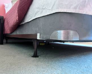 Beautyrest Mattress Foundation / Box Spring with Frame