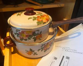 vintage 1970 JMP sweet flowers enamelware pots