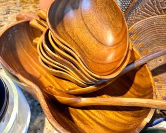 Vintage Monkeypod Wood Salad Set – Handcrafted Philippines Mid-Century Serving Bowls & Utensils