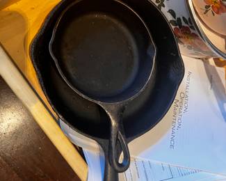 Cast Iron pans LODGE