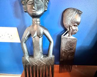 Large Hand-Carved African Wooden Comb with Female Figure – Tribal Folk Art