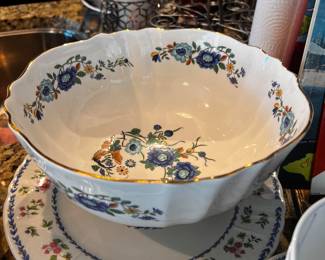 Aynsley fine china Marlina
