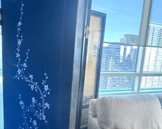 Chinese Black Lacquer Folding Panel Screen – Vintage Handcrafted Inlay