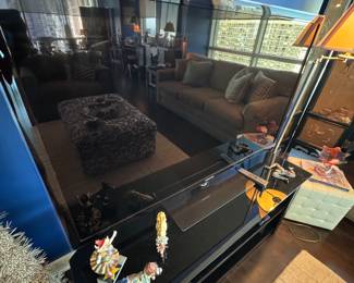 Samsung 55-Inch LED HDTV UN55D6050TF – Flat Screen Television with Stand 2011–2012