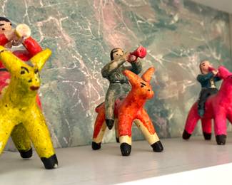 Traditional Mexican folk art figures 'Barro Betus" tanala Santa Cruz de la Huertas