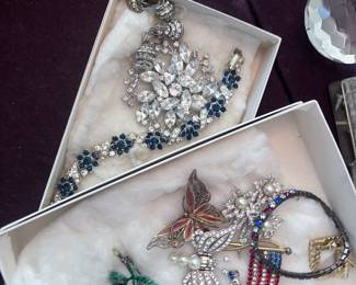 Assorted Costume jewelry