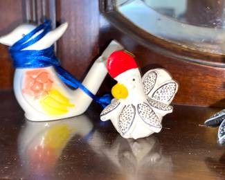 Mini glass roosters 