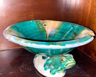 Frog bowl