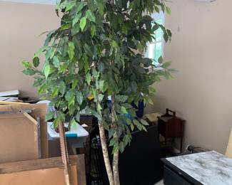 Artificial tree deco 