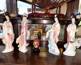 The four seasons Asian ladies