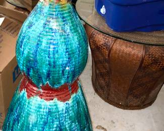 Tall vase 