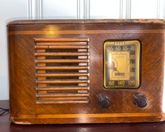 Vintage radio