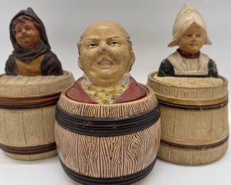 Johann Maresch (Austria 1821-1914) lot of three Majolica humidors