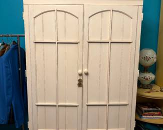 Armoire