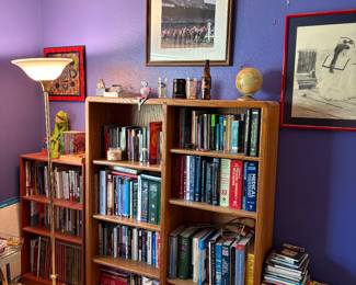 Multiple medical books and textbooks 
