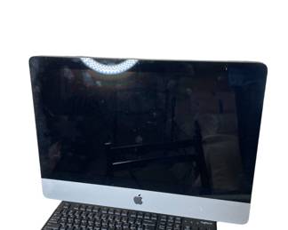 Apple desktop computer 
