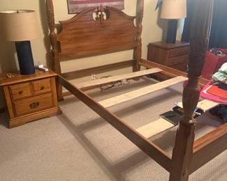 Shrock Queen bed