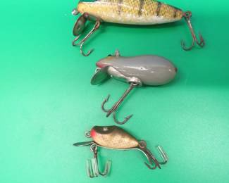 Lot 48. Vintage wooden 3 1/8" PawPaw 9300 with glass eyes, wooden Jig-a-Lure 2700 with tack eyes, and a plastic mouse