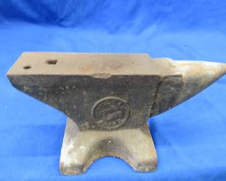 Lot 146. 51-pound Vulcan anvil