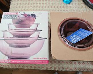 Vintage Pyrex Cranberry Four Piece Mixing Bowl Set.