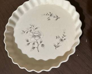scalloped pie