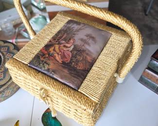 Vintage sewing basket 