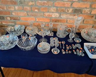 FINE GLASS AND ANTIQUE CUT  GLASS, SOME WATERFORD