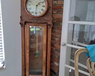 NICE SIZE ANTIQUE CLOCK