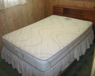 Full Bed- Wood Book Shelf Headboard, 2 side-end storage compartments