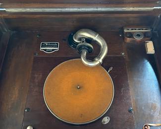 Antique Victrola Record Player