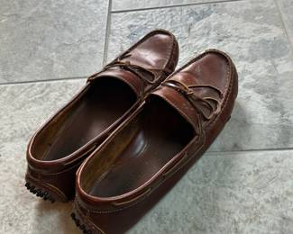 Several leather driving shoes. Size 10-1/2