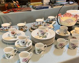 Taste Setter Floral china set