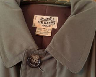 Men’s/unisex Hermes raincoat. 