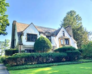A Classic Shaker Hts. Grand Old Home!