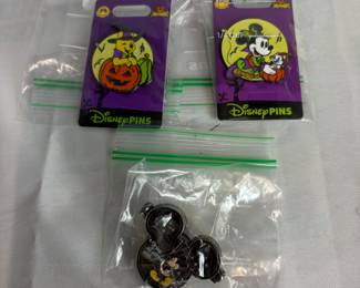 Disney pins