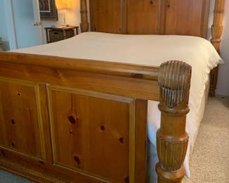 Fairmont Designs King Headboard and Foot Board (no mattress)