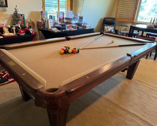 PRE-SALE HAPPENING NOW IMPERIAL INTERNATIONAL BILLIARD TABLE