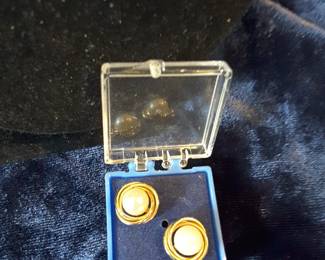 14k & pearl earrings