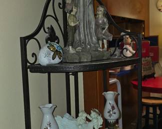 Corner Shelf - Figurines