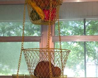 WirecBasket