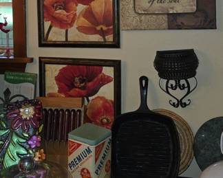 Cast Iron - Saltine Box