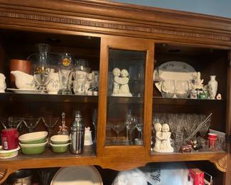 Vintage glassware and collectibles